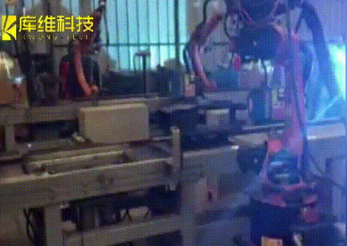 機器人焊接生產(chǎn)線比焊接專機生產(chǎn)線好在哪?總結了這兩點