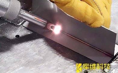 <b>手持式激光焊接焊縫過(guò)高這么解決</b>